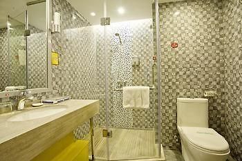 فنغهوانغ Miaozu Buyi Hotel المظهر الخارجي الصورة